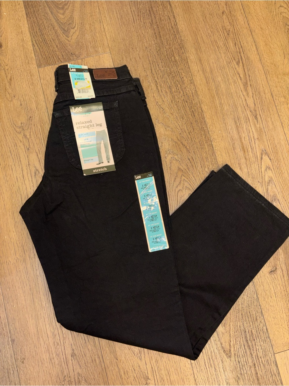 Lee women’s Relaxed Straight Leg Jeans - Black
